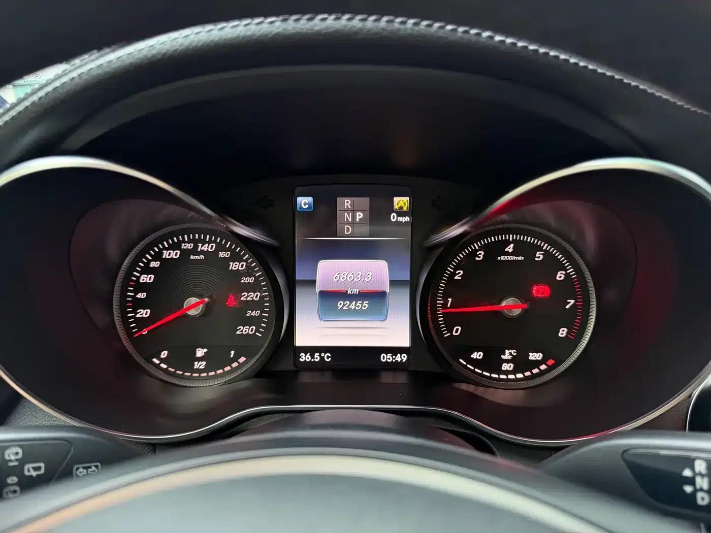 2019 Mercedes-Benz GLC 260 4MATIC Dynamic — миниатюра 19