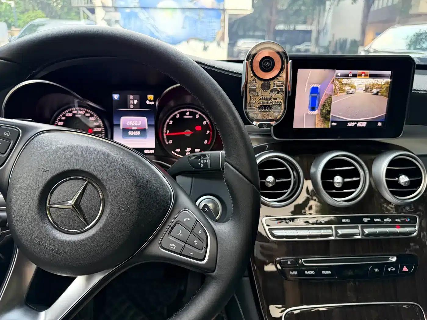 2019 Mercedes-Benz GLC 260 4MATIC Dynamic — миниатюра 20