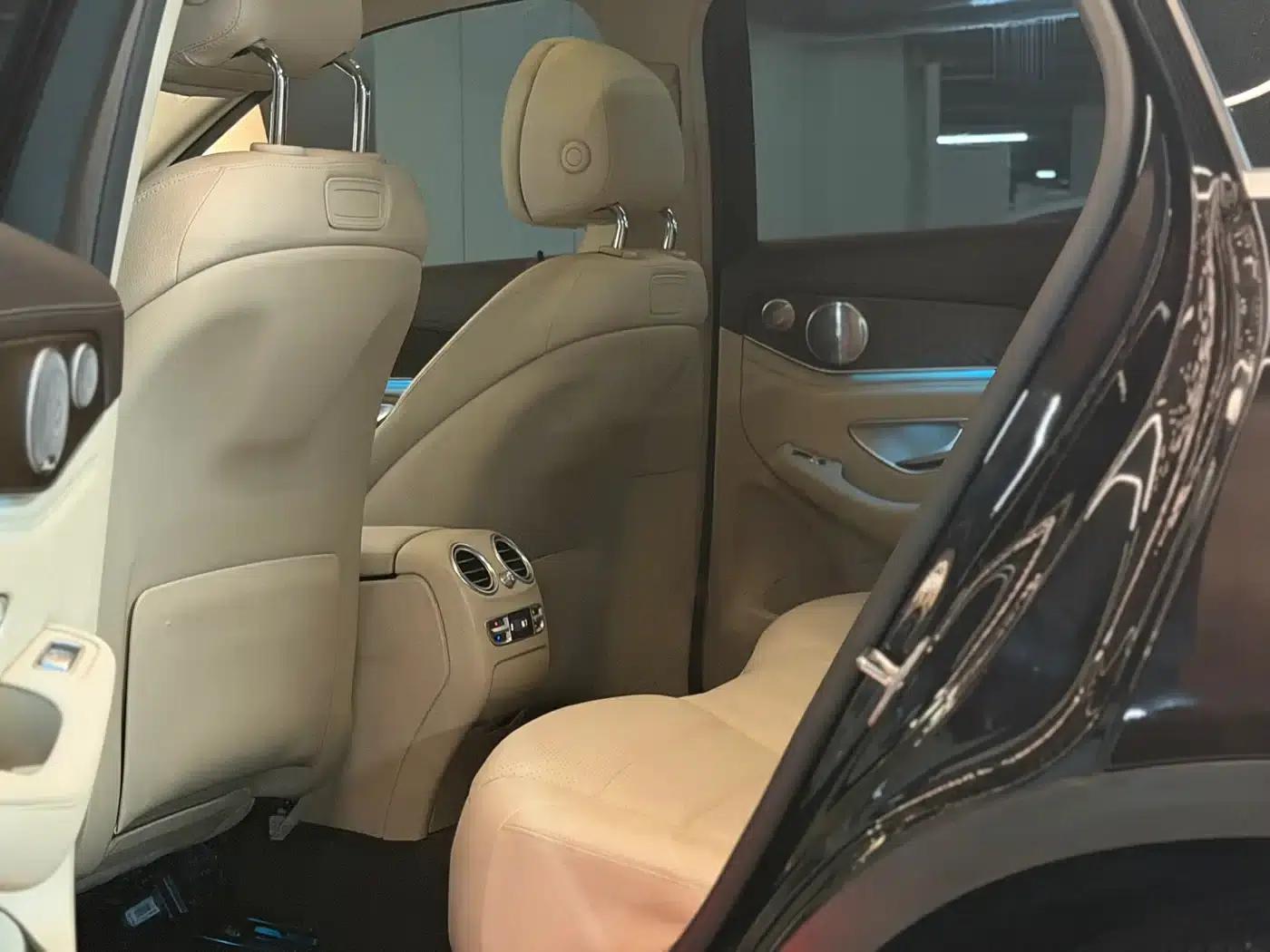 2017 Mercedes-Benz GLC 300 4MATIC Dynamic — миниатюра 12