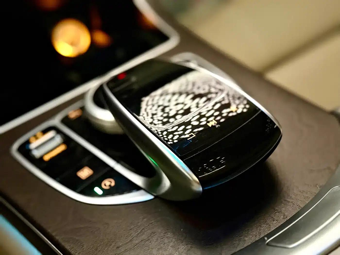 2017 Mercedes-Benz GLC 300 4MATIC Dynamic — миниатюра 18
