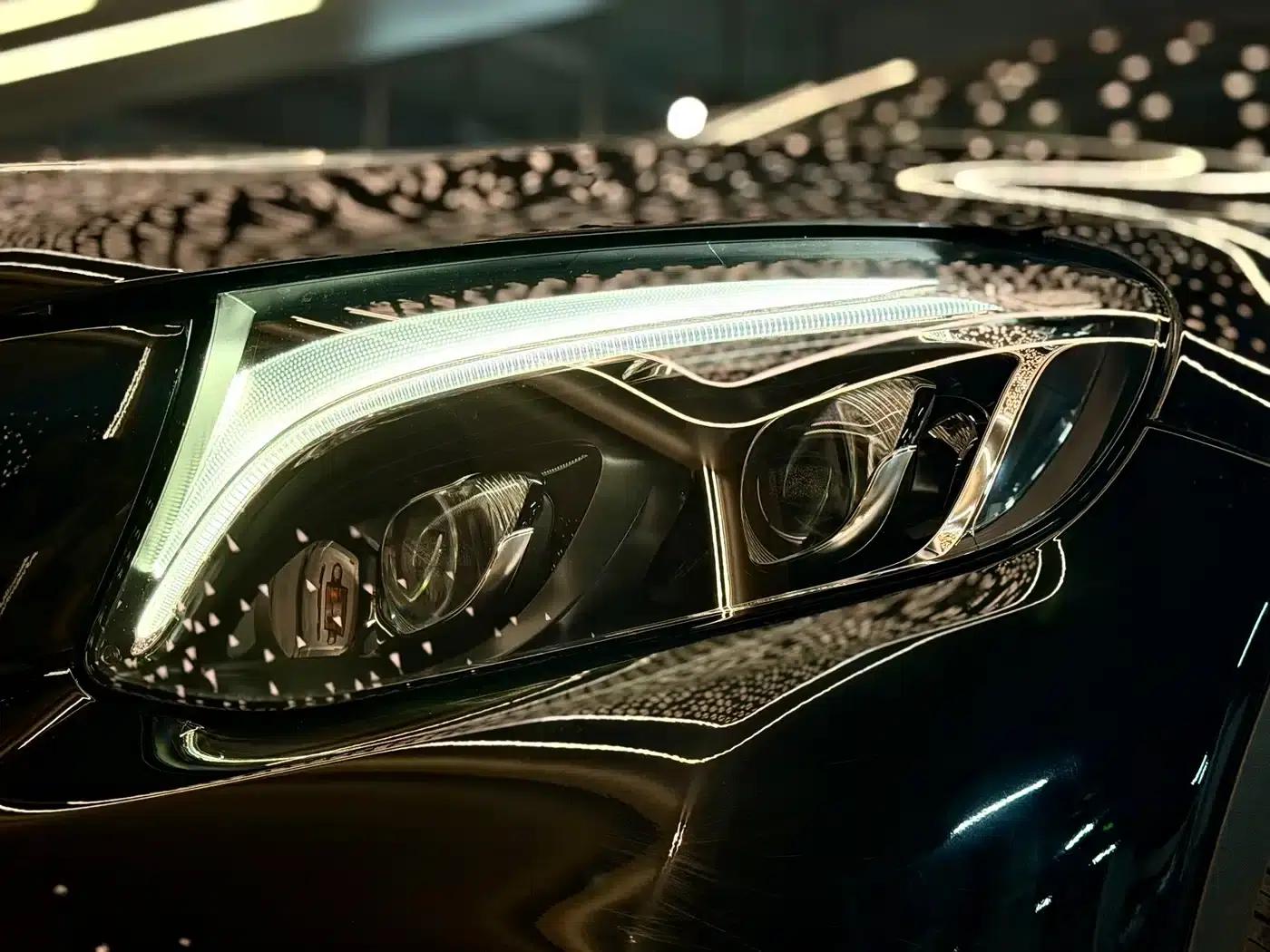 2017 Mercedes-Benz GLC 300 4MATIC Dynamic — миниатюра 8