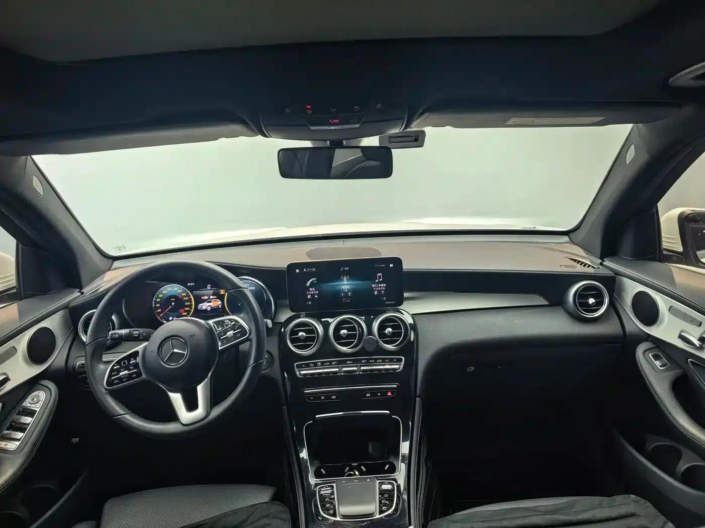 2021 Mercedes-Benz GLC 260 L 4MATIC Dynamic — миниатюра 9