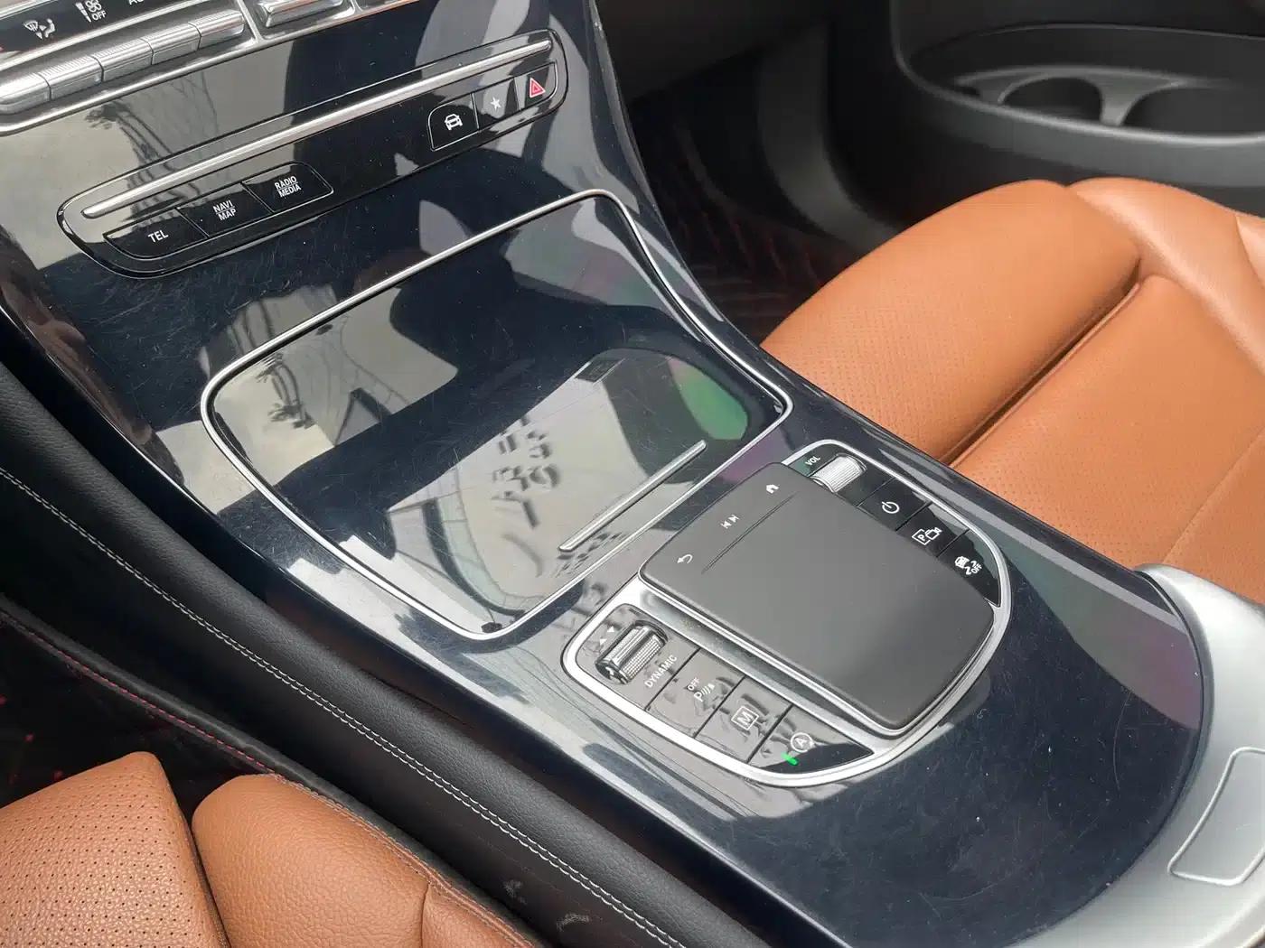 2020 Mercedes-Benz GLC 260 L 4MATIC Dynamic — миниатюра 19