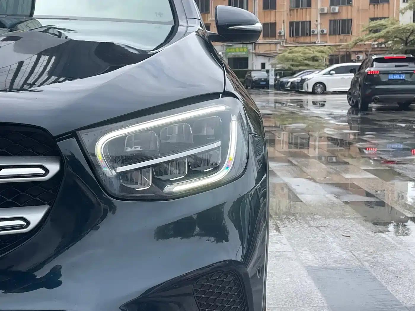 2020 Mercedes-Benz GLC 260 L 4MATIC Dynamic — миниатюра 3