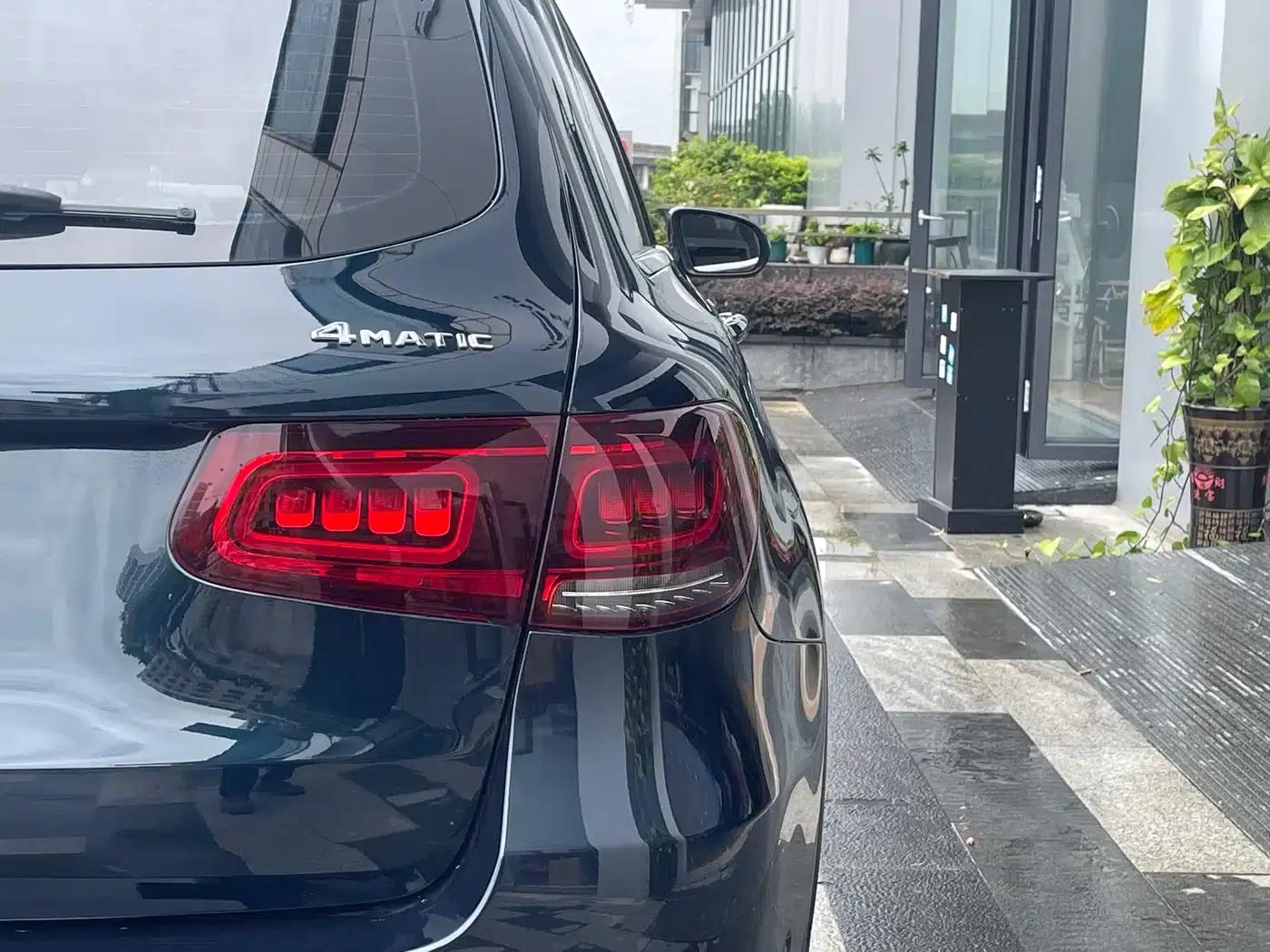 2020 Mercedes-Benz GLC 260 L 4MATIC Dynamic — миниатюра 7