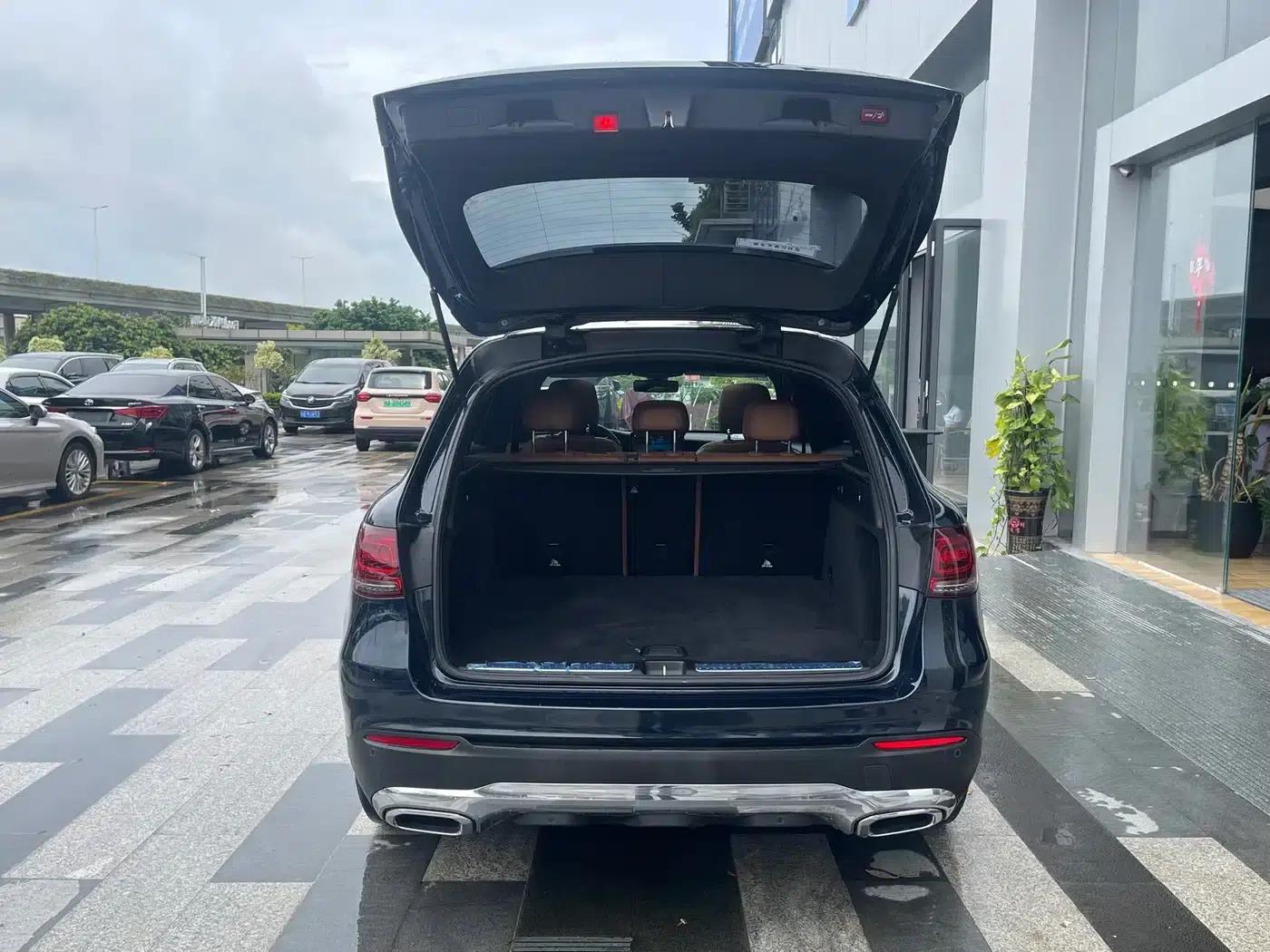 2020 Mercedes-Benz GLC 260 L 4MATIC Dynamic — миниатюра 8