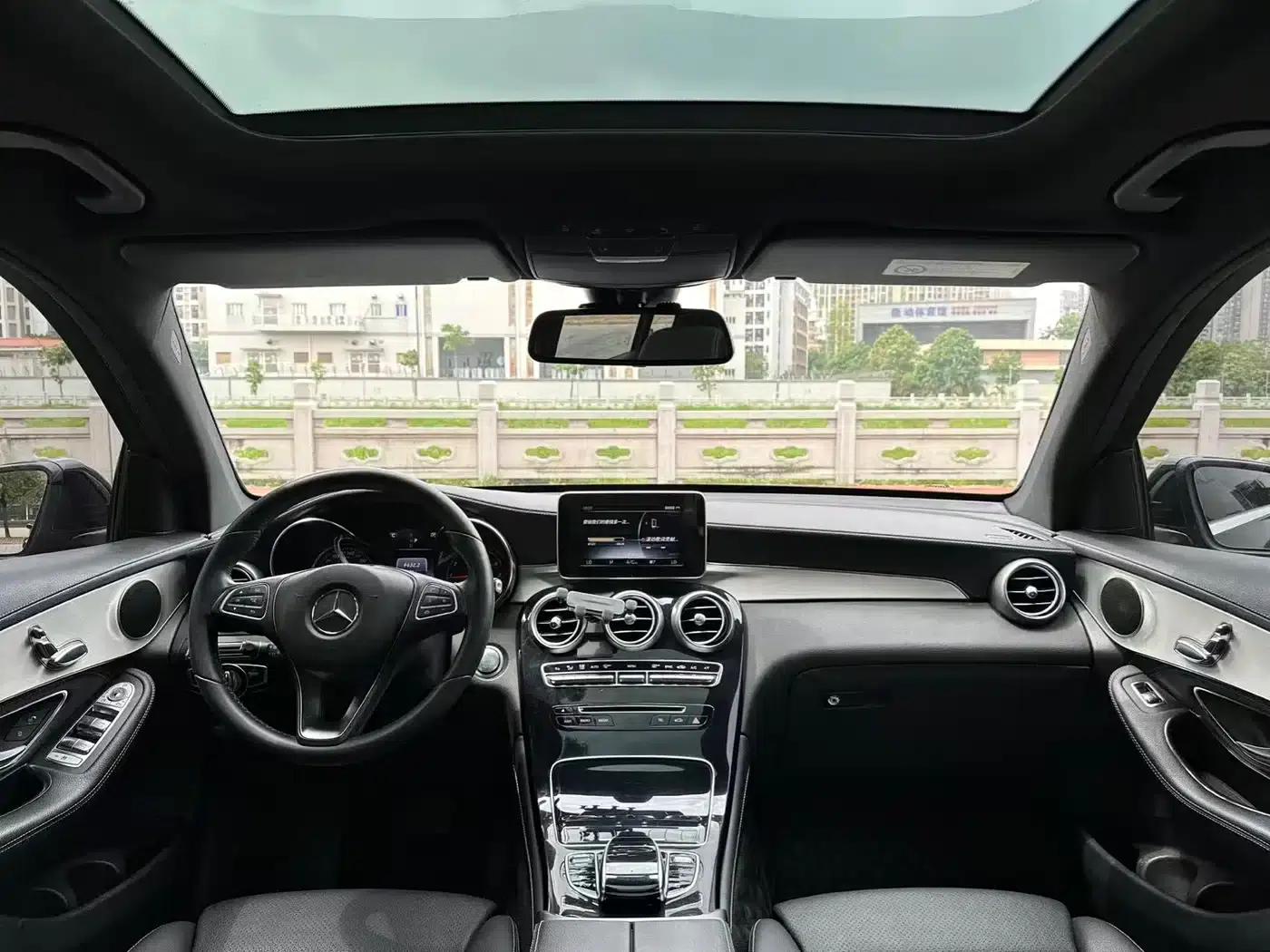 2016 Mercedes-Benz GLC 200 4MATIC — миниатюра 12