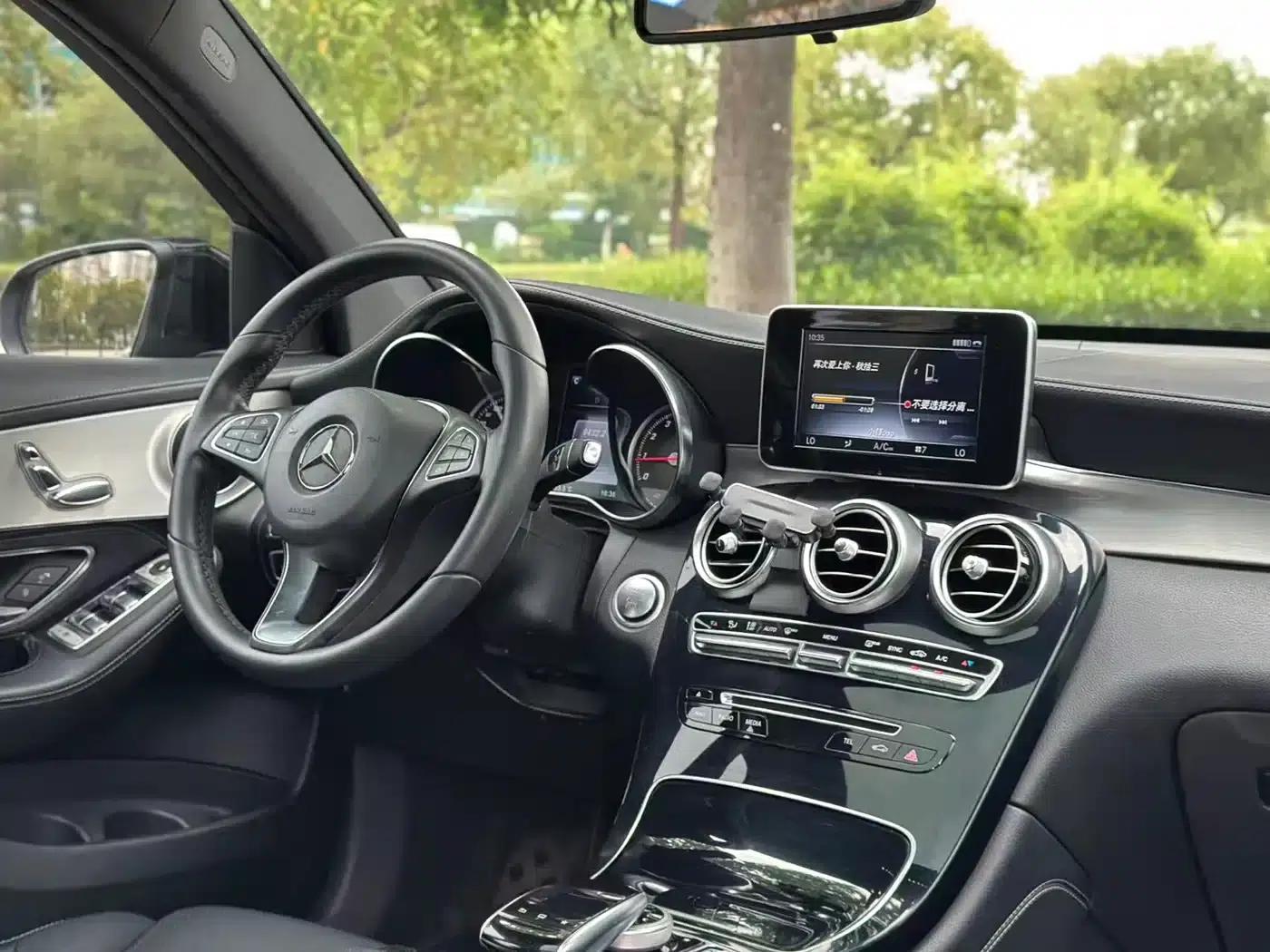 2016 Mercedes-Benz GLC 200 4MATIC — миниатюра 13