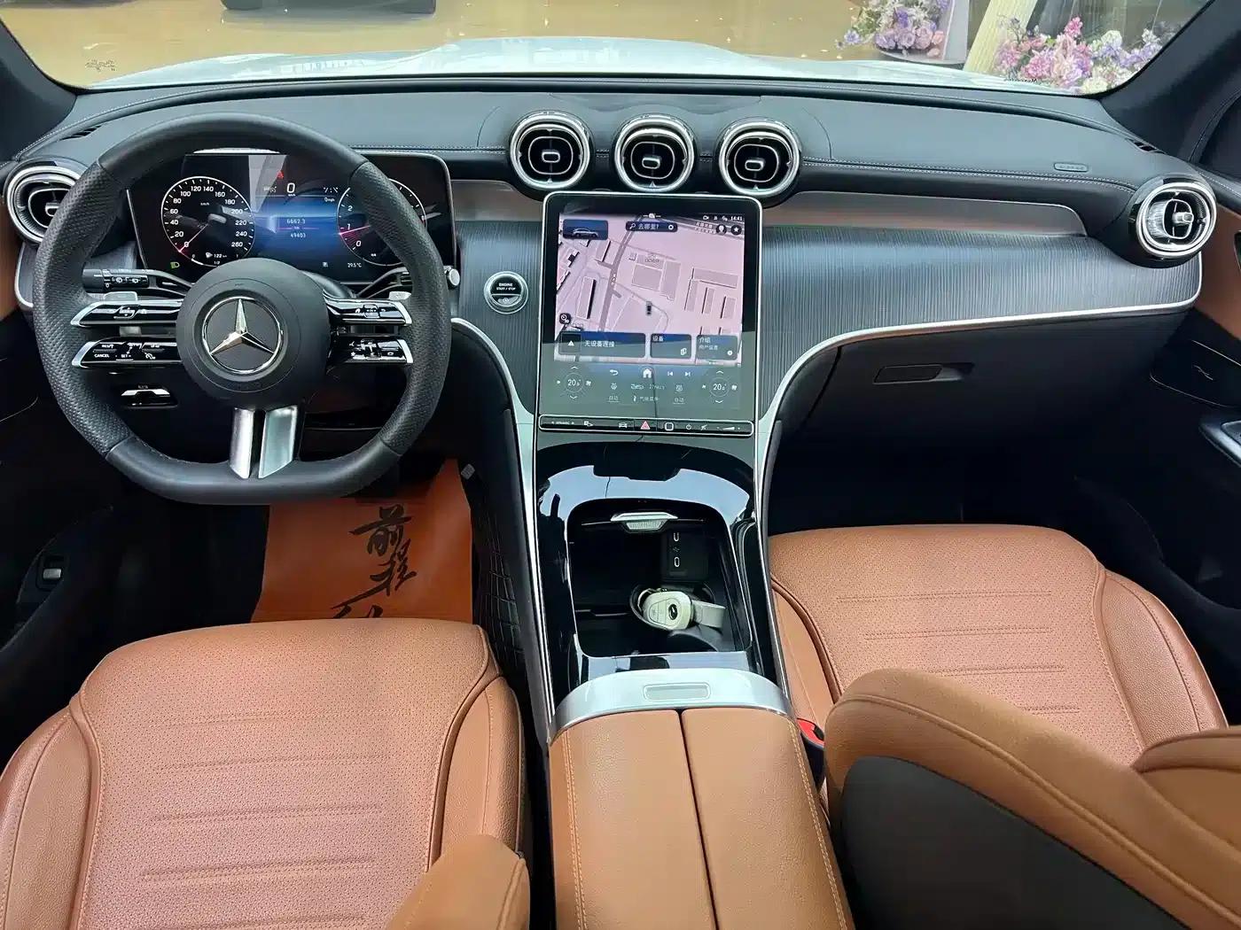 2023 Mercedes-Benz GLC 260 L 4MATIC Luxury 7-seater — миниатюра 20