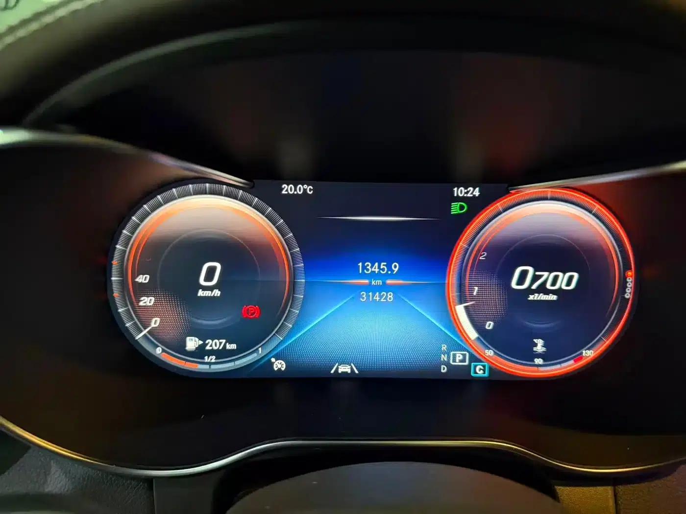 2020 Mercedes-Benz GLC 300 L 4MATIC Luxury — миниатюра 5