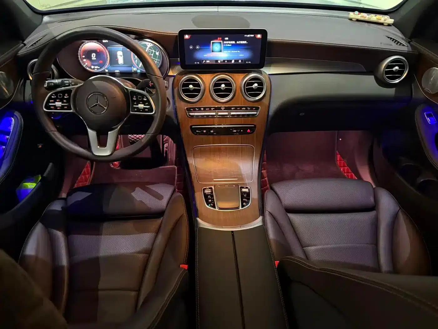 2020 Mercedes-Benz GLC 300 L 4MATIC Luxury — миниатюра 8