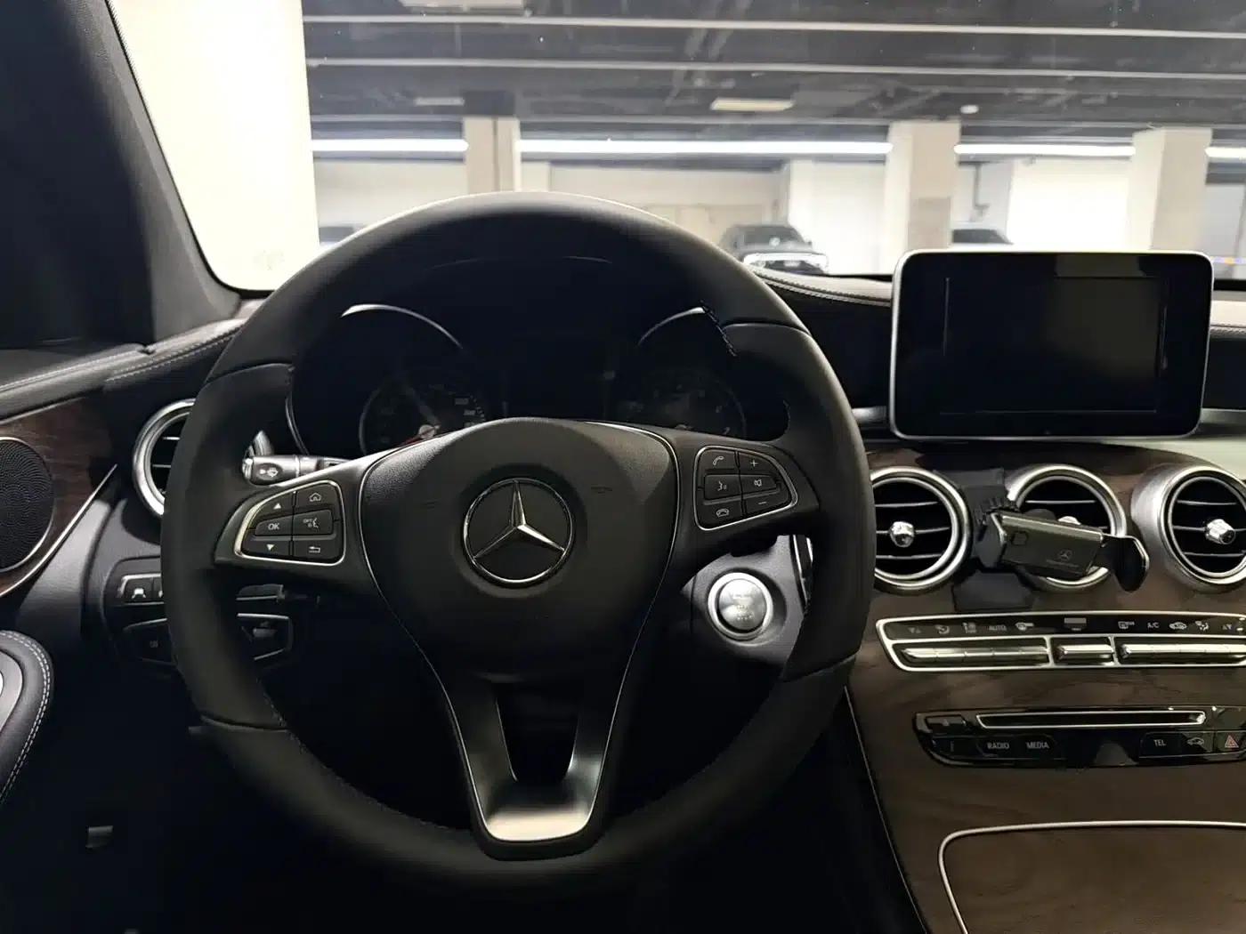 2017 Mercedes-Benz GLC 300 4MATIC Dynamic — миниатюра 7