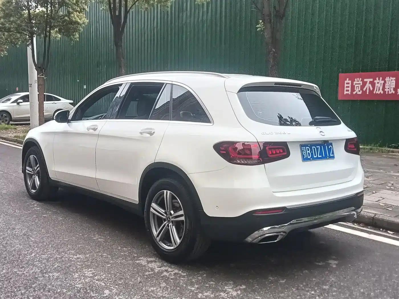 2021 Mercedes-Benz GLC 260 L 4MATIC Luxury — миниатюра 11