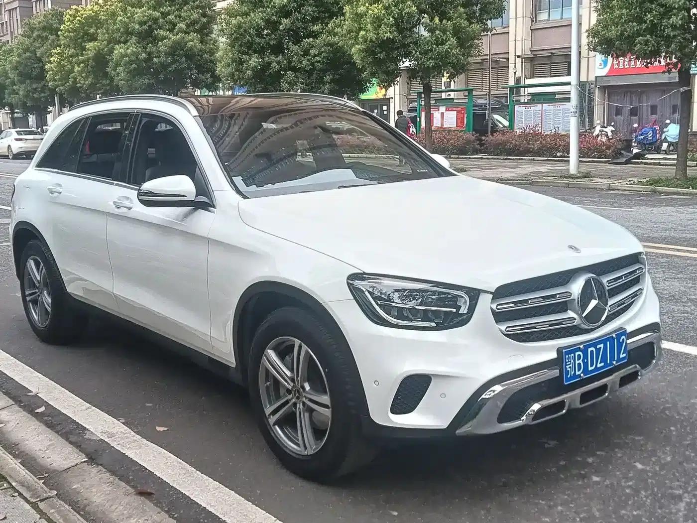 2021 Mercedes-Benz GLC 260 L 4MATIC Luxury — миниатюра 3