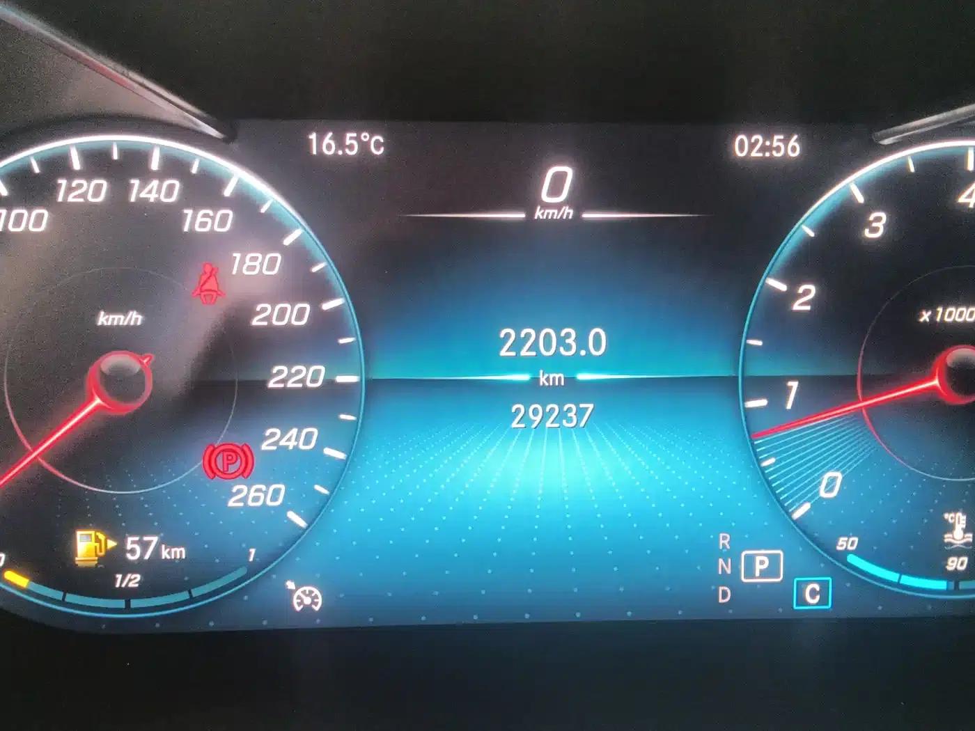 2021 Mercedes-Benz GLC 260 L 4MATIC Luxury — миниатюра 9