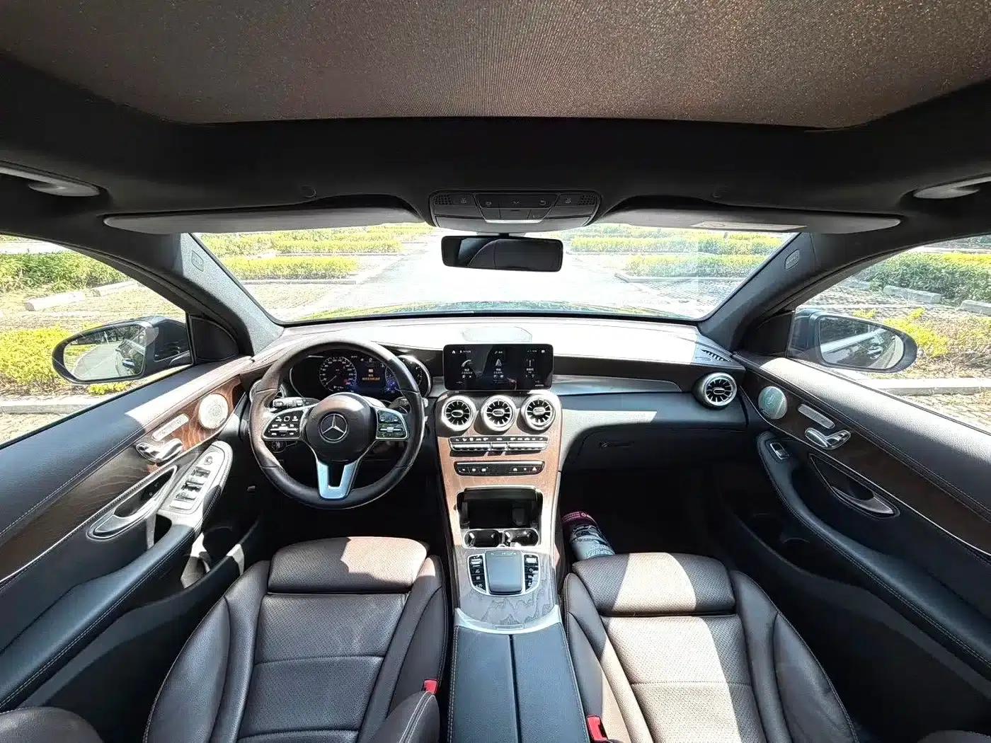 2020 Mercedes-Benz GLC Facelift: GLC 260 L 4MATIC Luxury — миниатюра 2