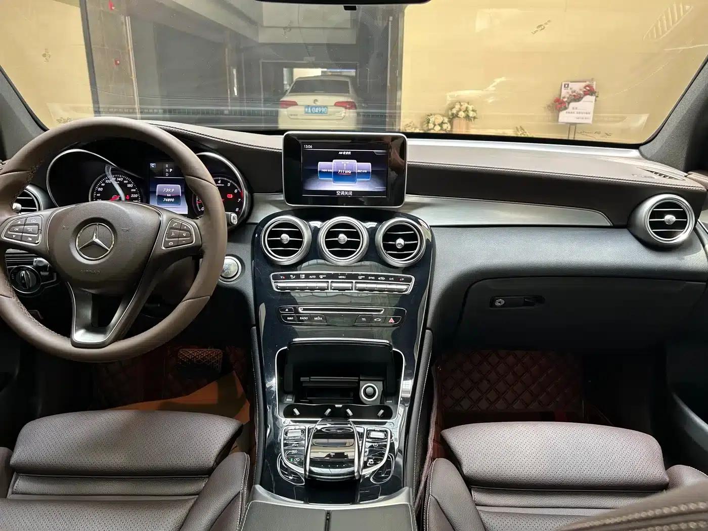 2017 Mercedes-Benz GLC 200 4MATIC — миниатюра 11