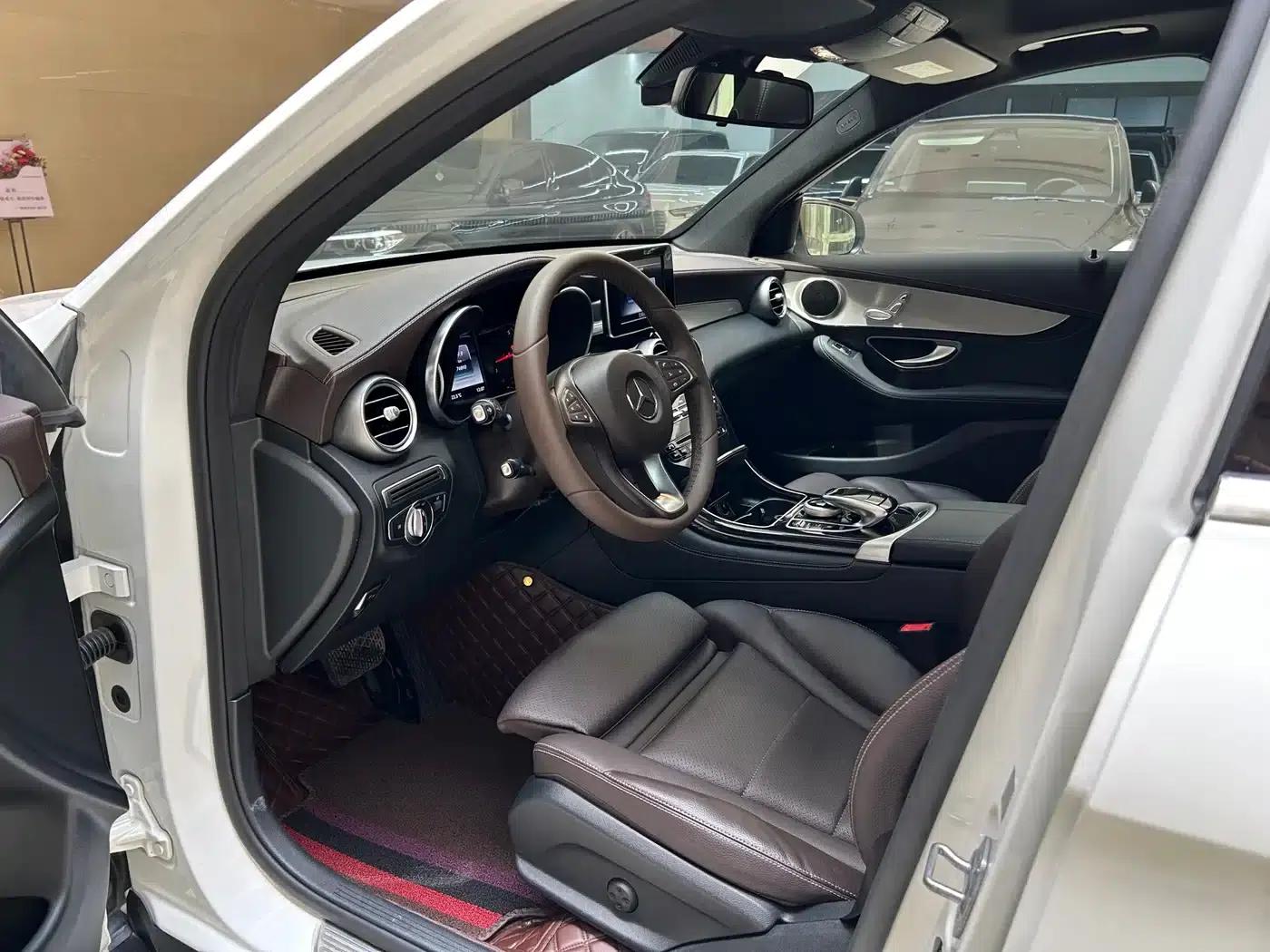 2017 Mercedes-Benz GLC 200 4MATIC — миниатюра 16