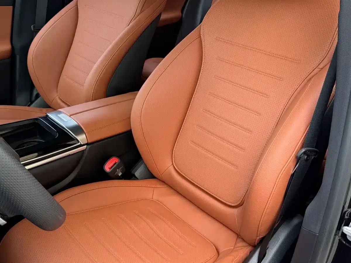 2024 Mercedes-Benz GLC 260 L 4MATIC Luxury 5-seater — миниатюра 12