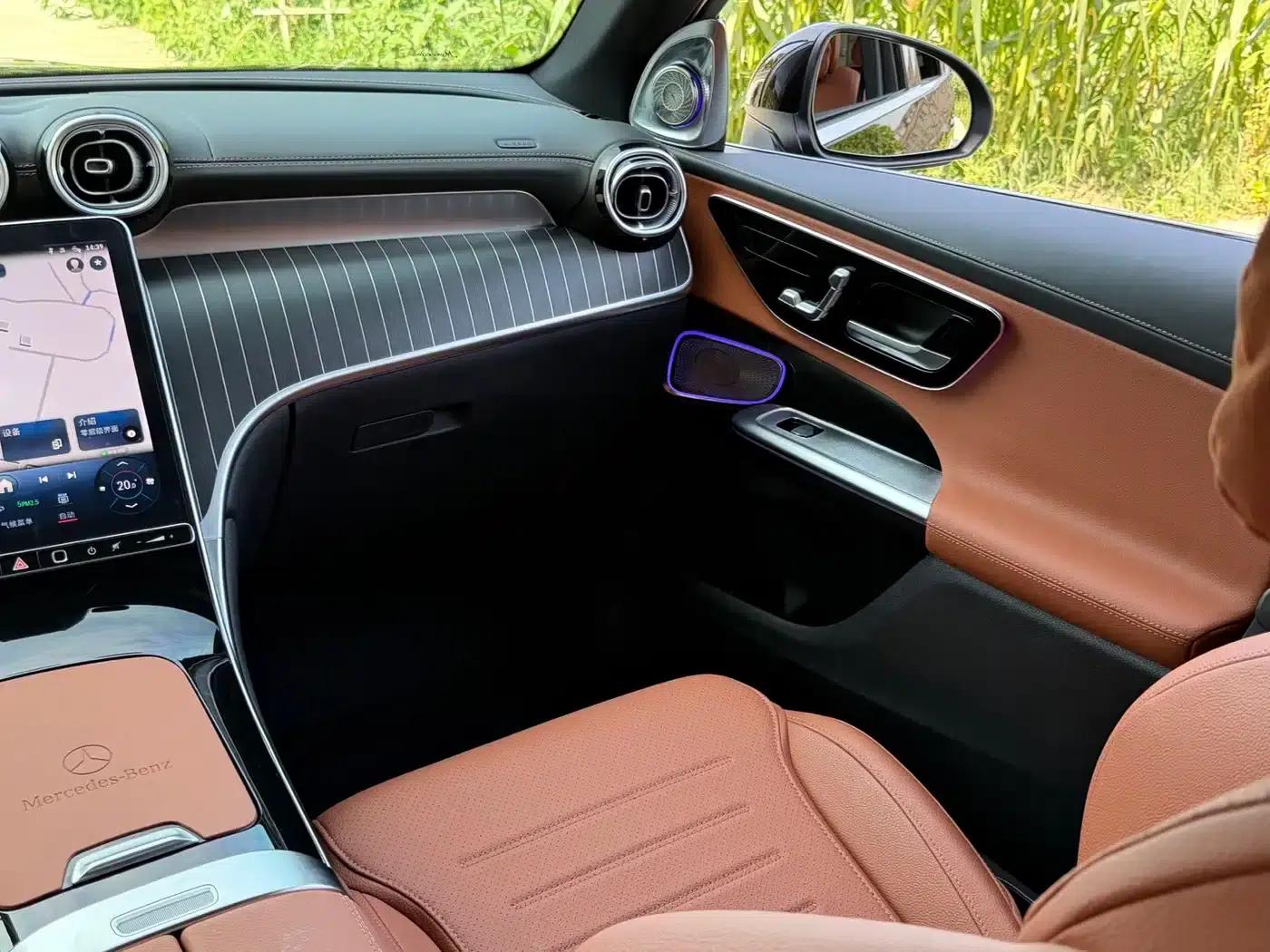 2024 Mercedes-Benz GLC 260 L 4MATIC Luxury 5-seater — миниатюра 17
