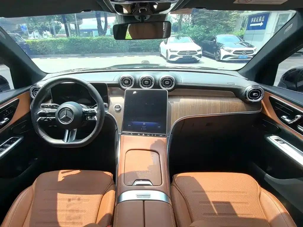 2024 Mercedes-Benz GLC 300 L 4MATIC Dynamic 5-seater — миниатюра 11