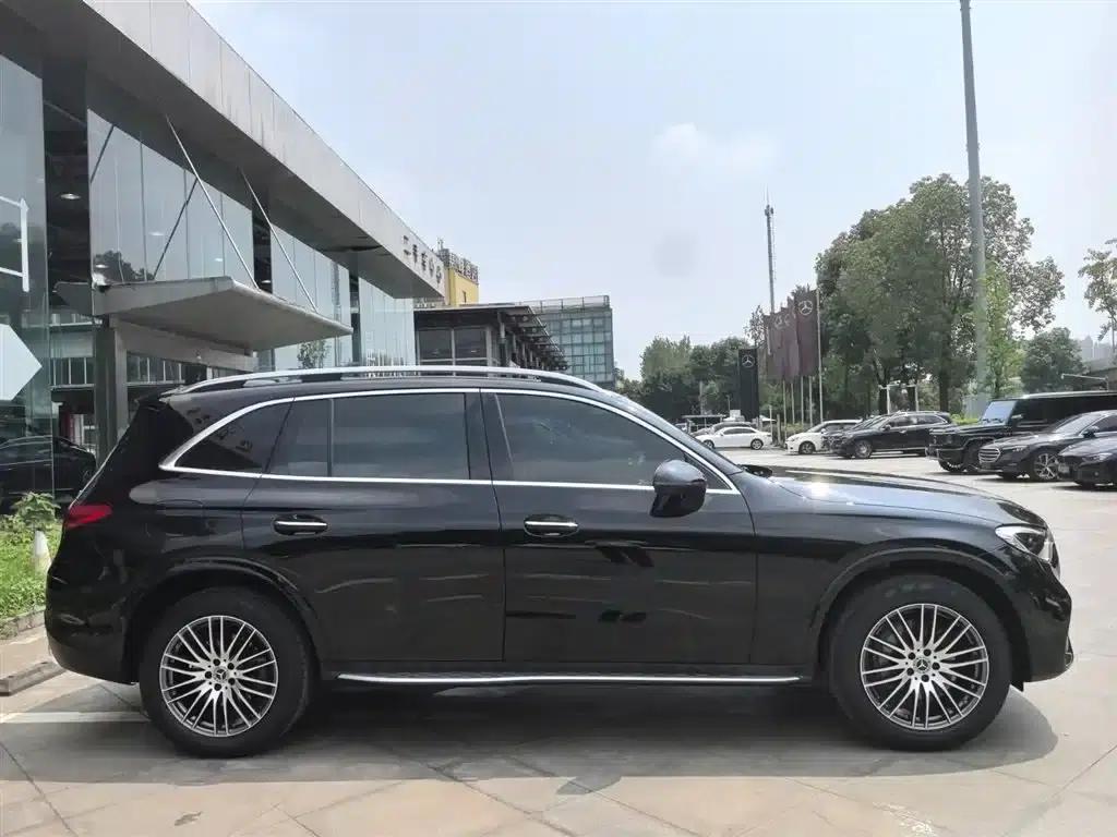 2024 Mercedes-Benz GLC 300 L 4MATIC Dynamic 5-seater — миниатюра 4