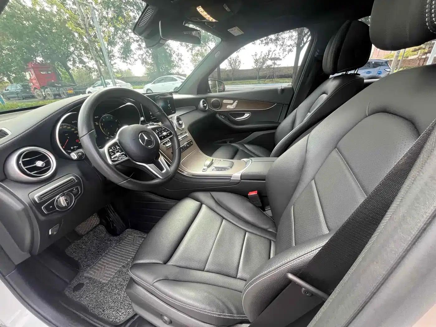 2022 Mercedes-Benz GLC 300 L 4MATIC Dynamic Edition — миниатюра 11