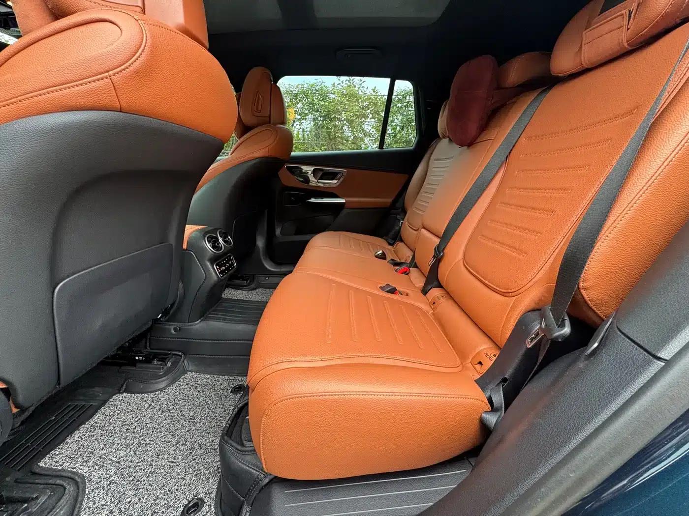 2023 Mercedes-Benz GLC 260 L 4MATIC Dynamic 7-seater — миниатюра 12