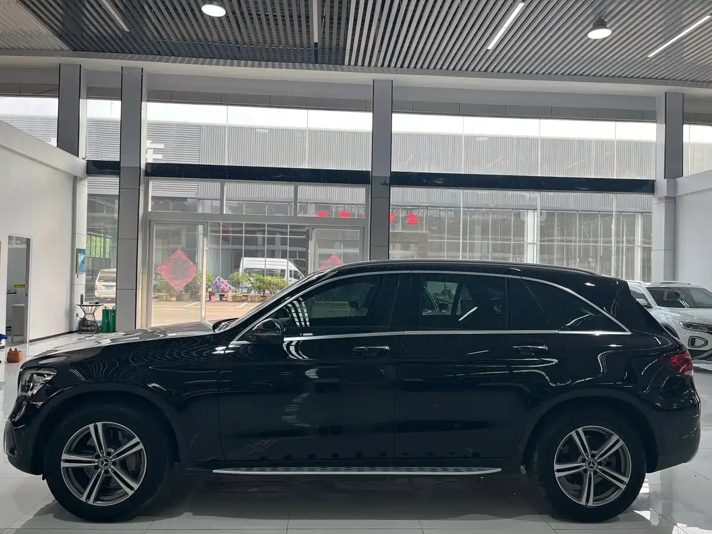 2022 Mercedes-Benz GLC 260 L 4MATIC Dynamic — миниатюра 3