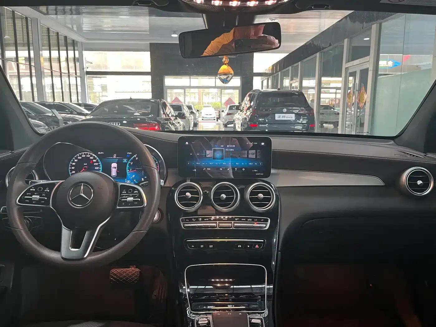 2022 Mercedes-Benz GLC 260 L 4MATIC Dynamic — миниатюра 8