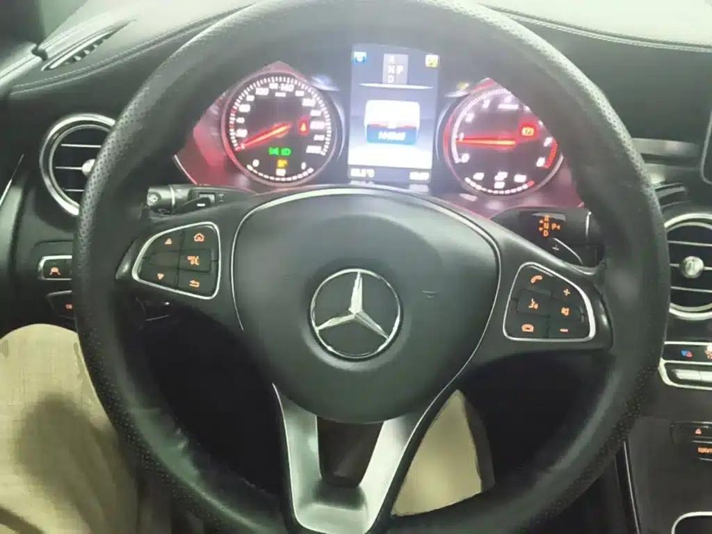 2017 Mercedes-Benz GLC 260 4MATIC Luxury — миниатюра 11