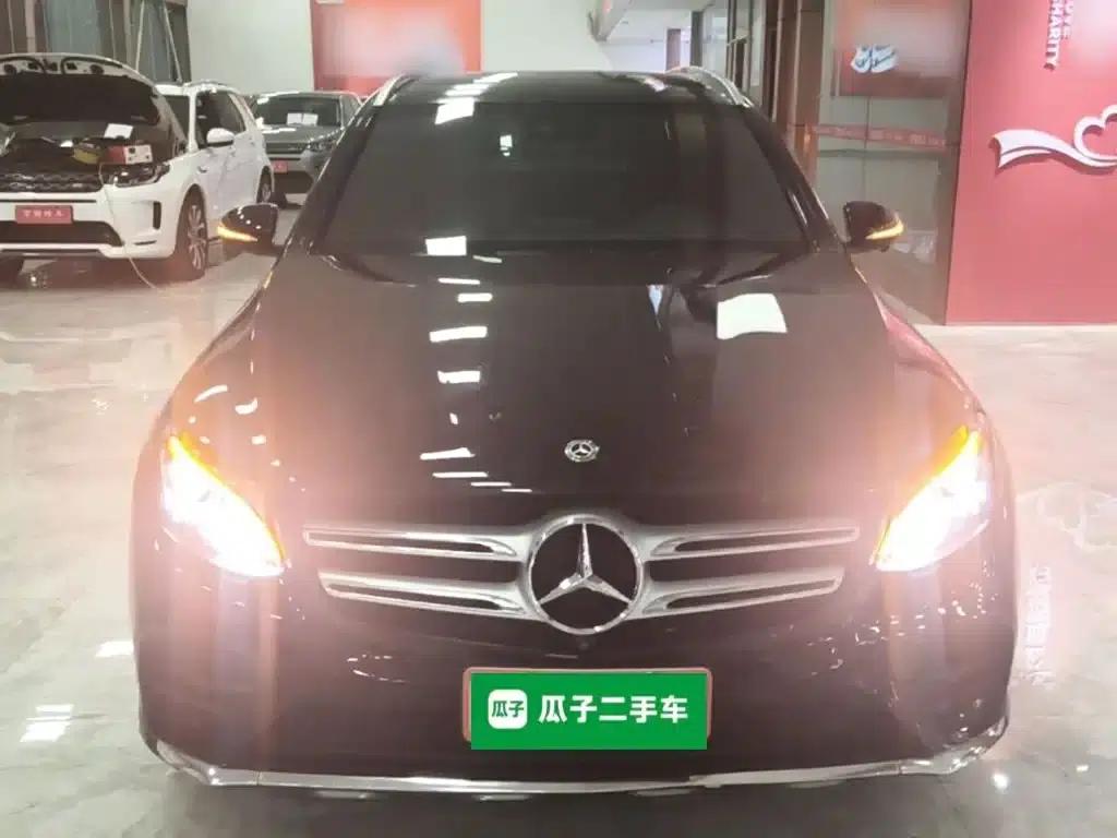 2017 Mercedes-Benz GLC 260 4MATIC Luxury — миниатюра 3