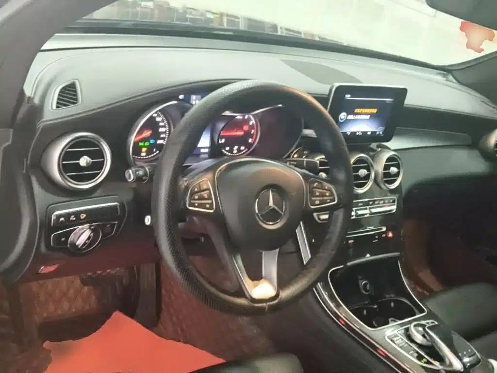 2017 Mercedes-Benz GLC 260 4MATIC Luxury — миниатюра 10
