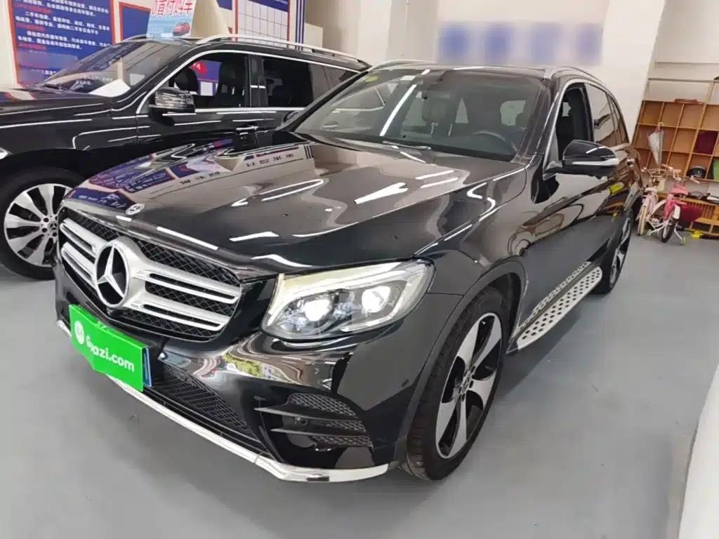 2018 Mercedes-Benz GLC 300 4MATIC Dynamic — миниатюра 1