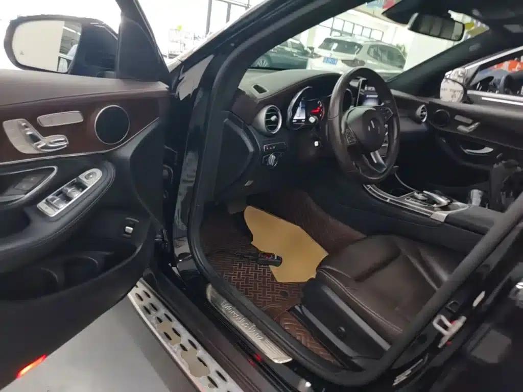2018 Mercedes-Benz GLC 300 4MATIC Dynamic — миниатюра 16