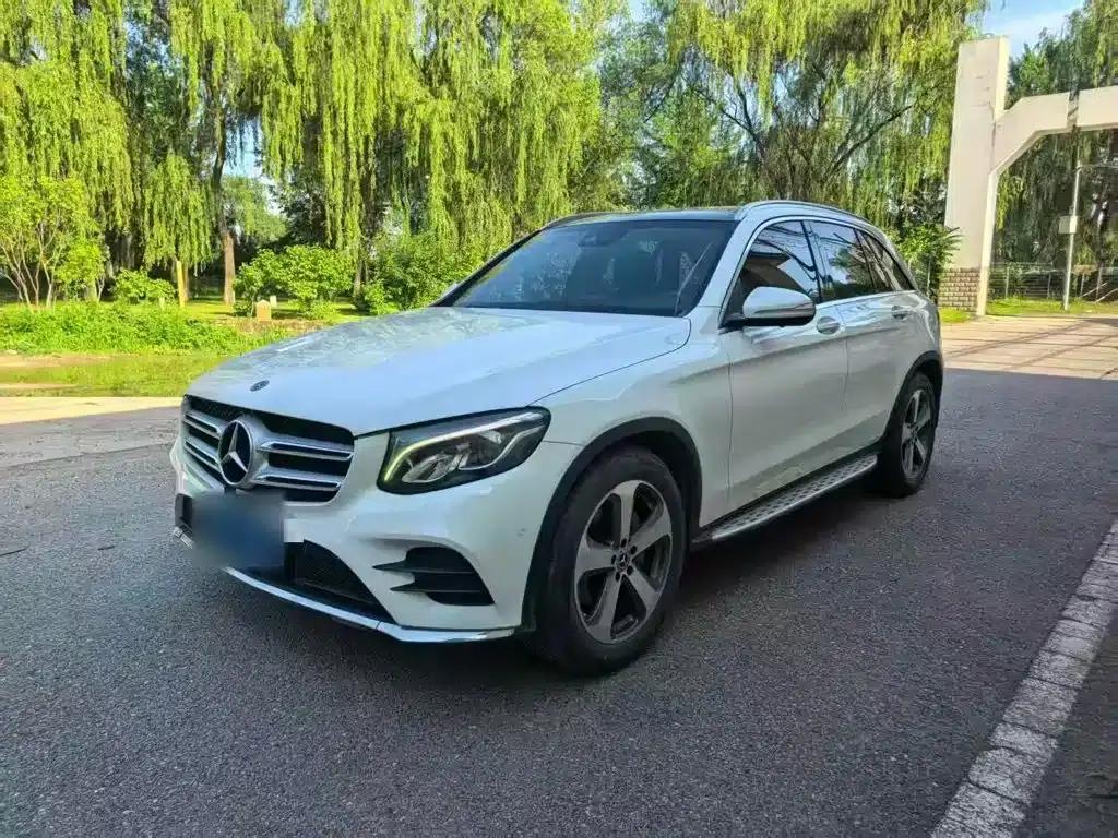 2017 Mercedes-Benz GLC 260 4MATIC Luxury — миниатюра 2