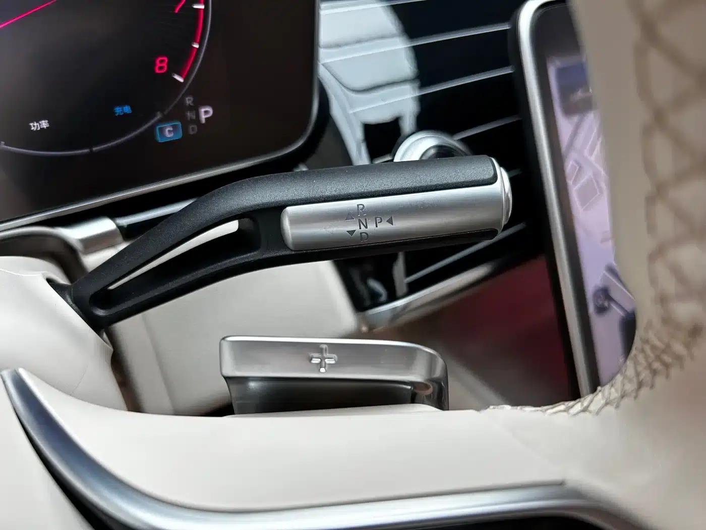 Maybach S-Class 2024 Facelift S 480 4MATIC — миниатюра 9