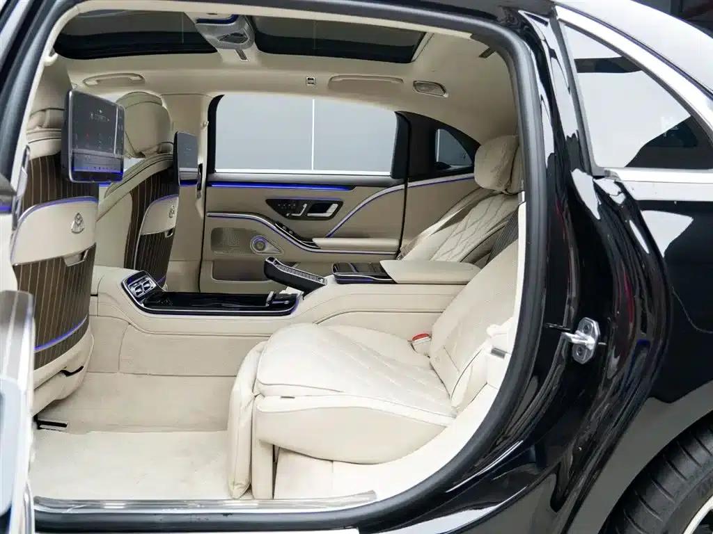 Maybach S-Class 2025 S 680 4MATIC — миниатюра 13