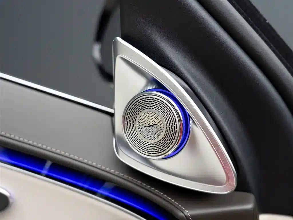 Maybach S-Class 2025 S 680 4MATIC — миниатюра 10