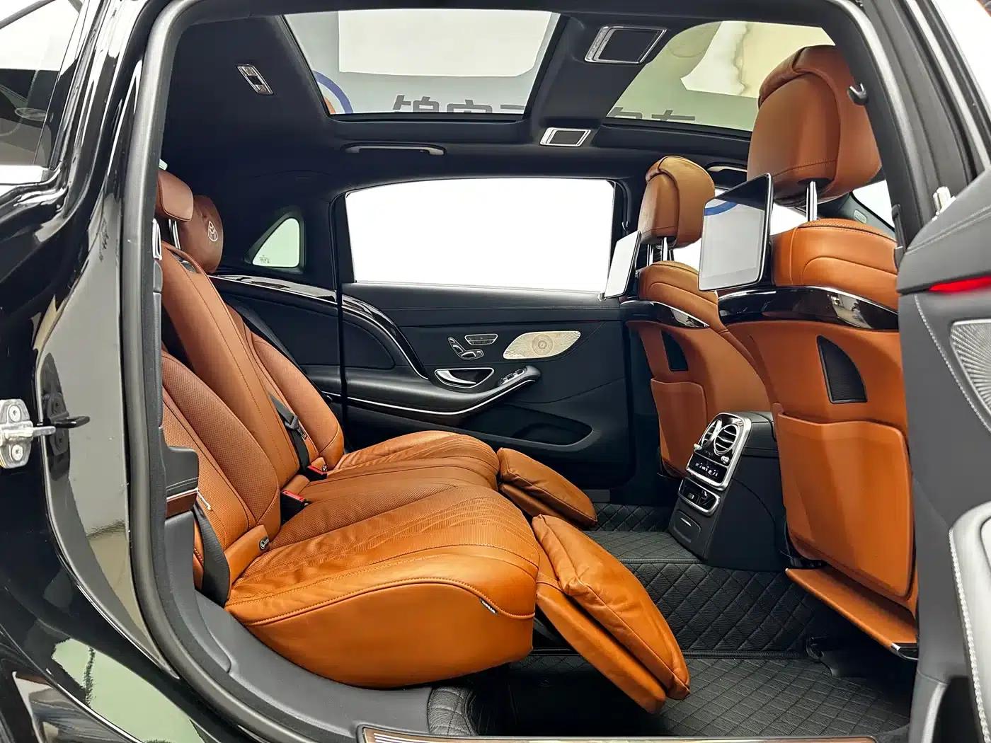 Maybach S-Class 2020 S 450 4MATIC Collector's Edition — миниатюра 23