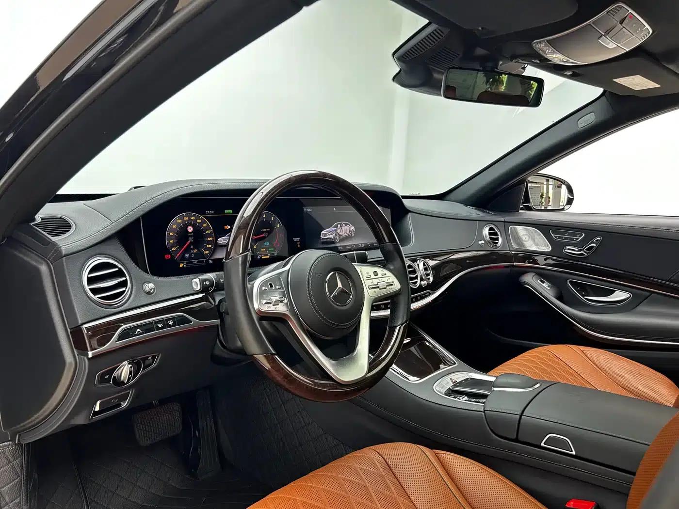 Maybach S-Class 2020 S 450 4MATIC Collector's Edition — миниатюра 9