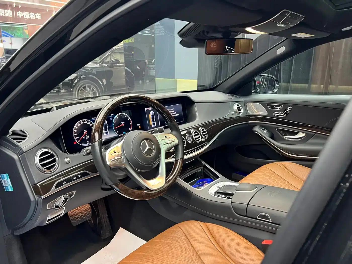 Maybach S-Class 2020 S 450 4MATIC Collector's Edition — миниатюра 12