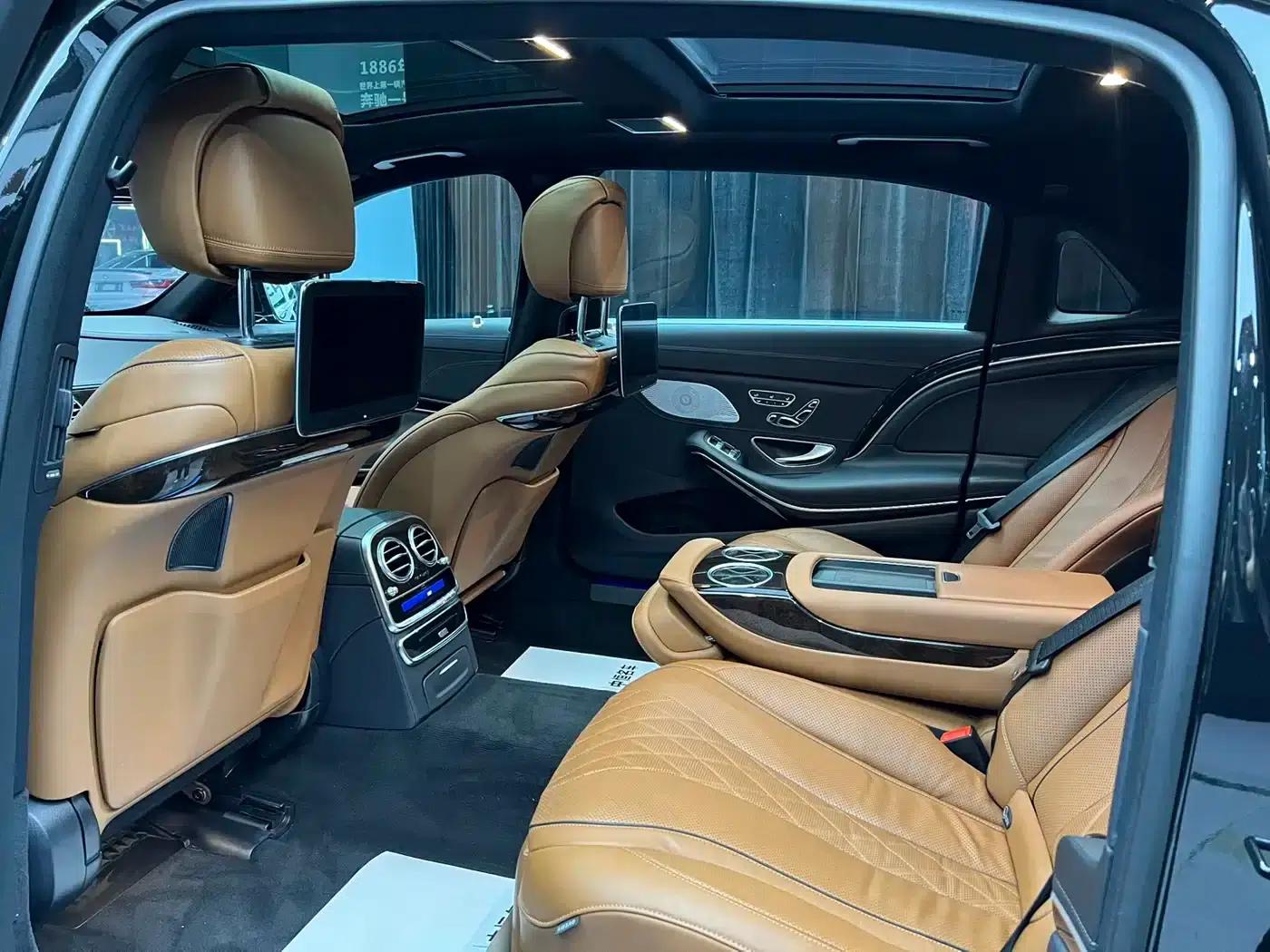 Maybach S-Class 2020 S 450 4MATIC Collector's Edition — миниатюра 13