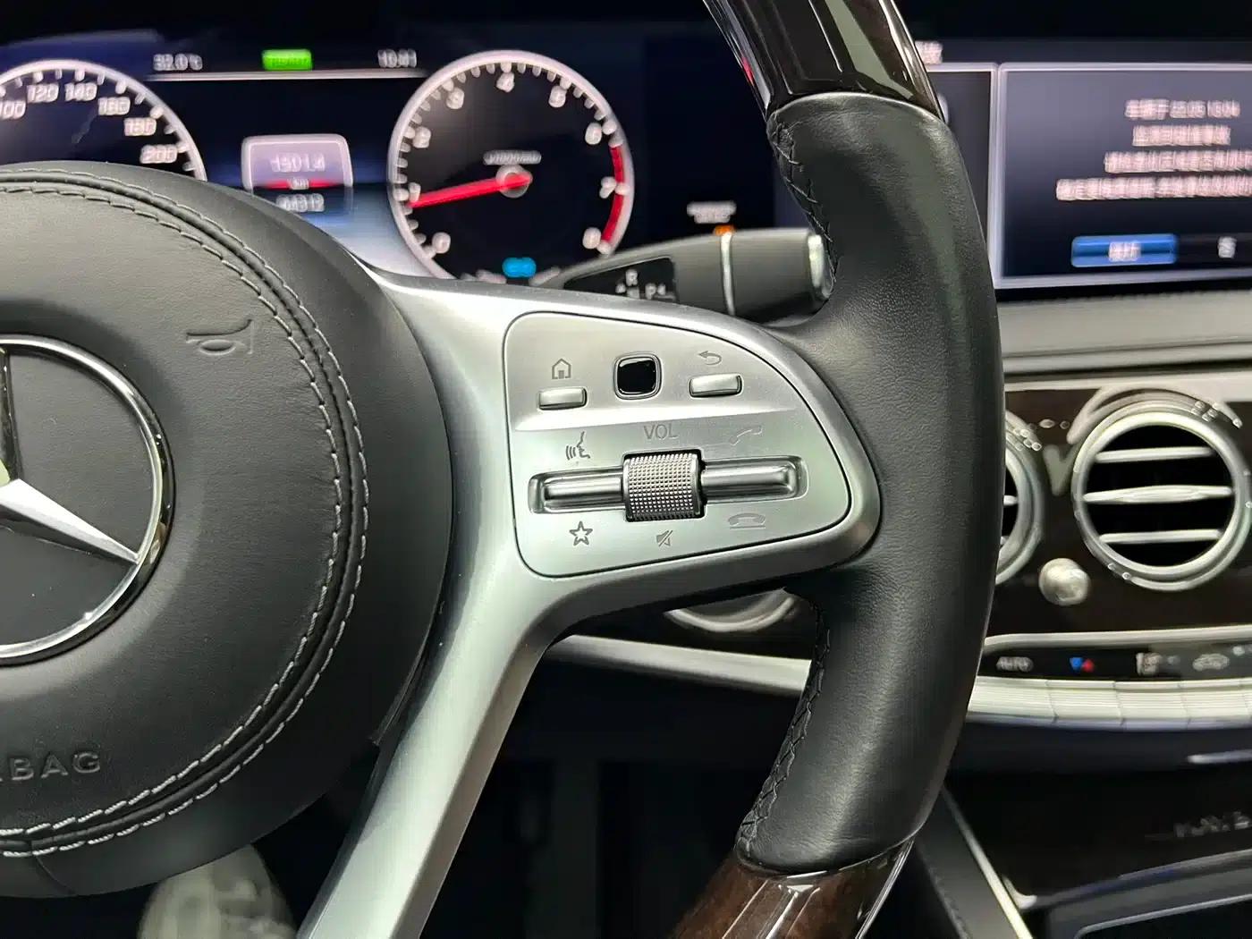 Maybach S-Class 2020 S 450 4MATIC Collector's Edition — миниатюра 24