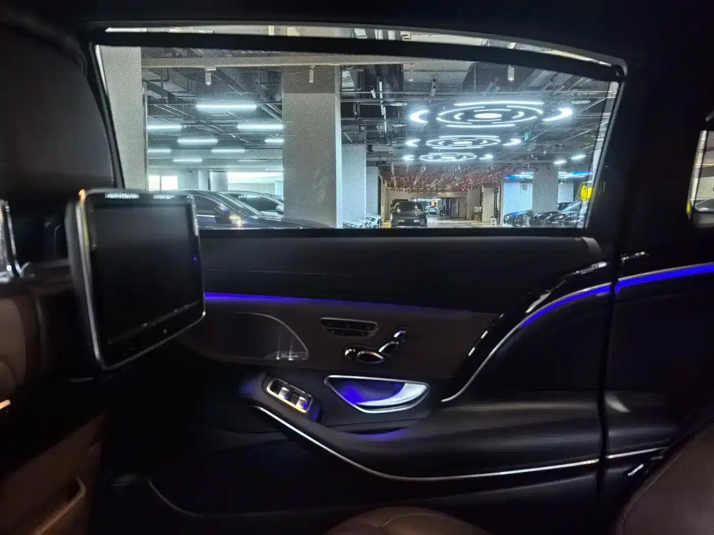 Maybach S-Class 2017 S 400 4MATIC — миниатюра 13