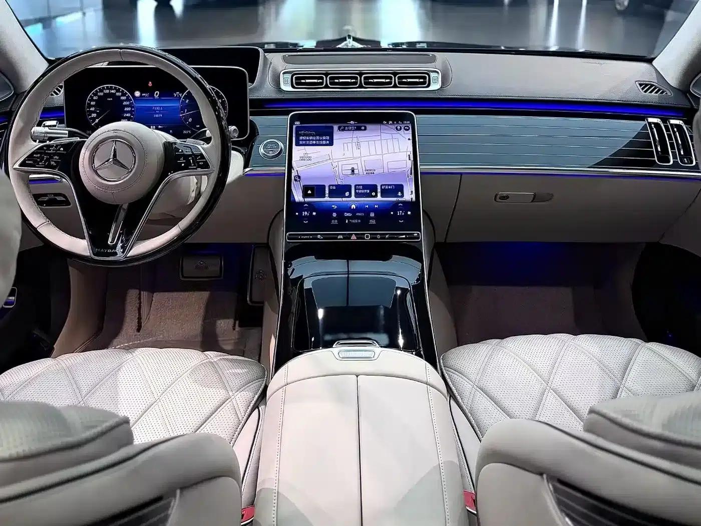 Maybach S-Class 2023 S 580 4MATIC — миниатюра 4