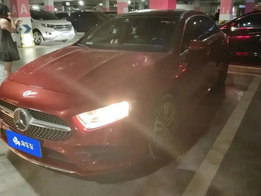 2019 Mercedes-Benz A-Class A 180 L Sport Sedan — миниатюра 1