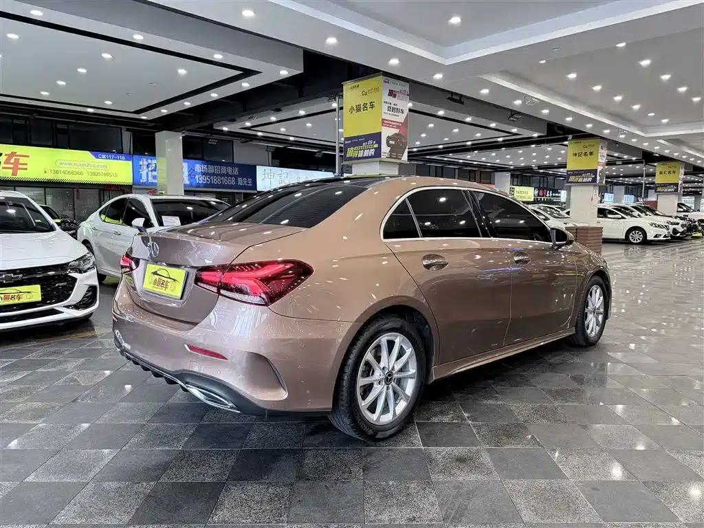 Mercedes-Benz A-Class 2020 A 200 L Sport Sedan — миниатюра 13