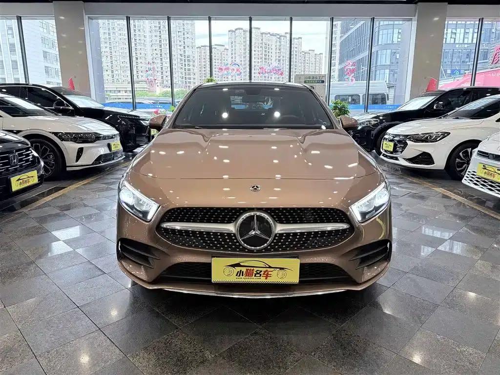 Mercedes-Benz A-Class 2020 A 200 L Sport Sedan — миниатюра 3