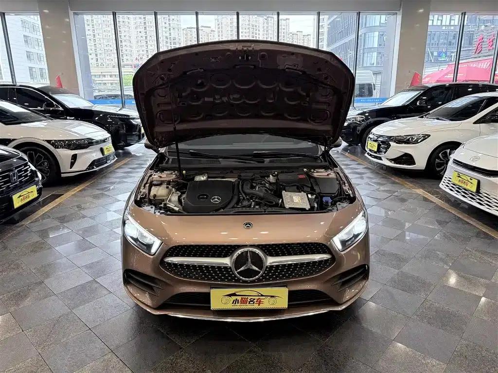Mercedes-Benz A-Class 2020 A 200 L Sport Sedan — миниатюра 30